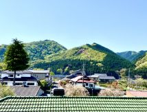 NOZOMI棟から太郎山を望む